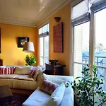 16 In Quiet Residential District Διαμέρισμα Παρίσι