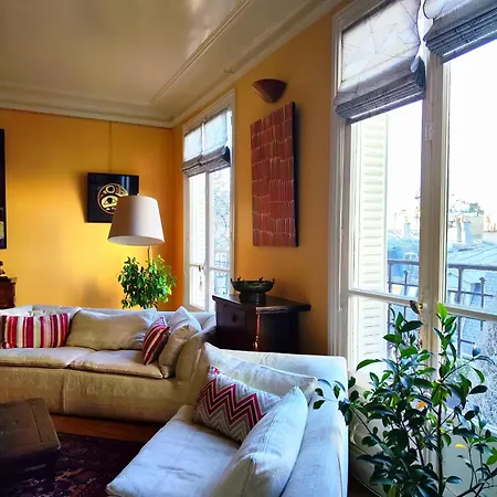 16 In Quiet Residential District Appartement Paris