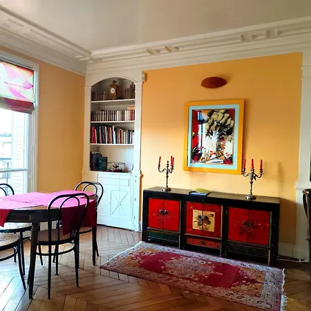 Paris 16 Apartment In Quiet Residential District *