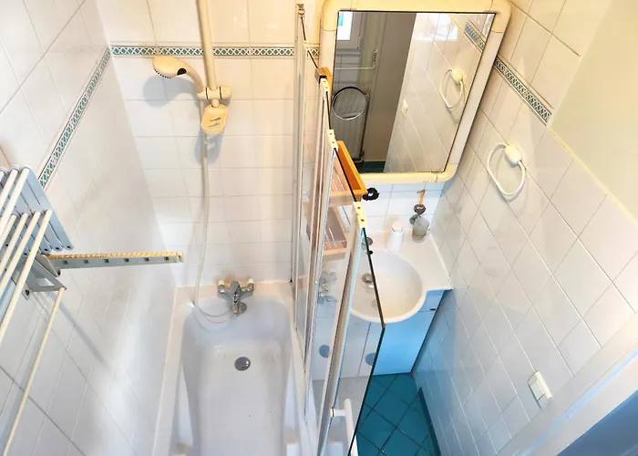 Apartman 16 In Quiet Residential District